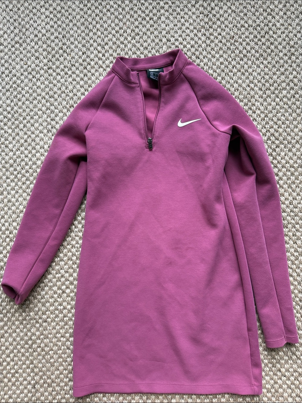 Nike woman’s run dress Plum Half-Zip Sport Dress Jacket small